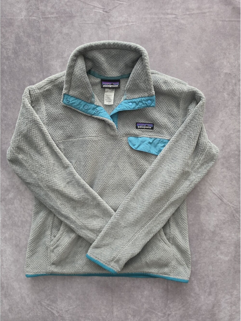 SKU0278 Patagonia Women's Medium Lightweight Synchilla Snap-T Fleece Gray Blue